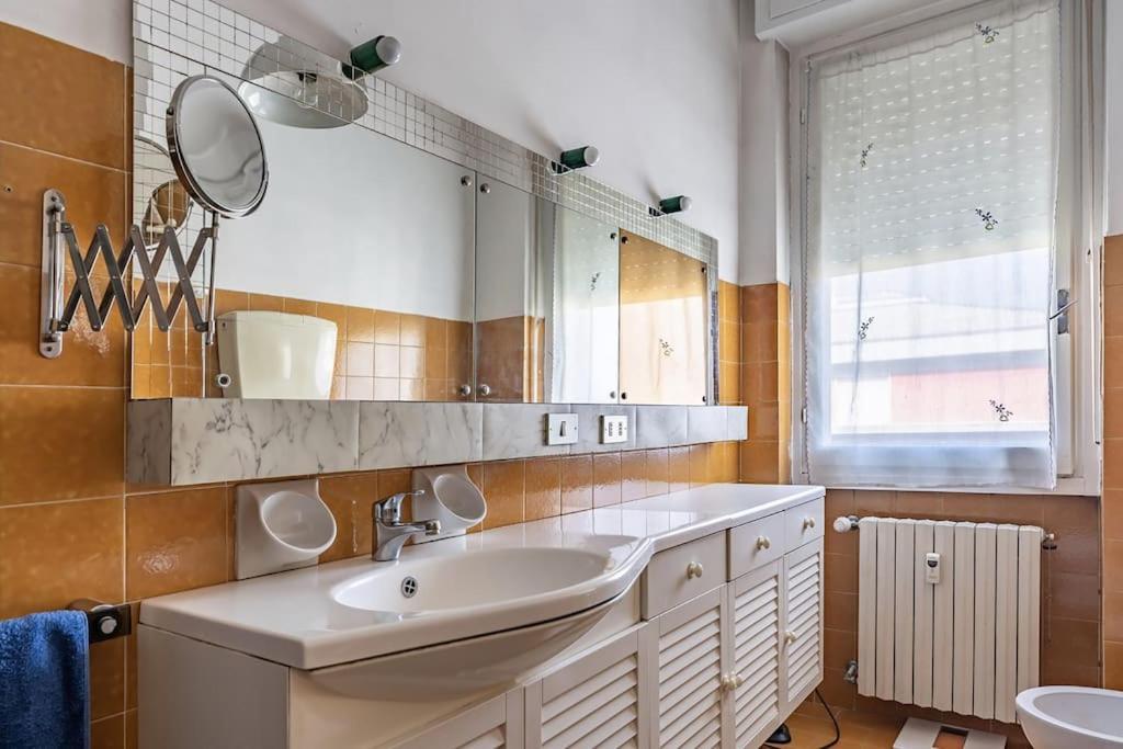 Apartament Attico Montiglio - Panorama-Wifi Collebeato Zewnętrze zdjęcie